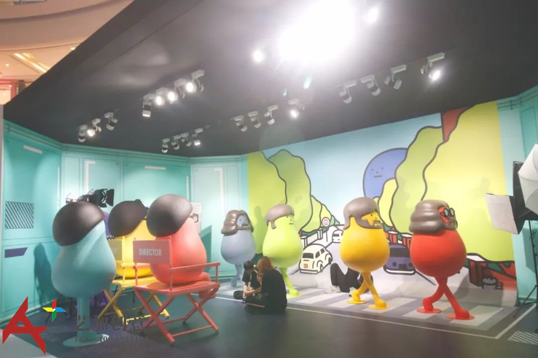 “黏黏怪物列车”主题美陈