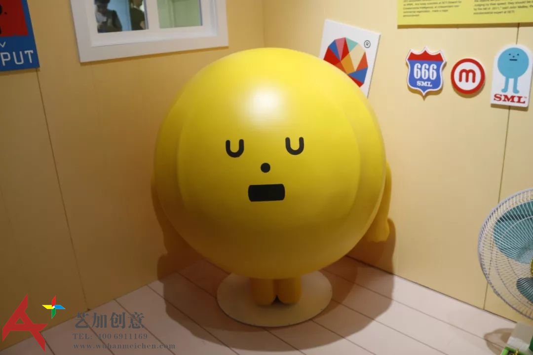 “黏黏怪物列车”主题美陈