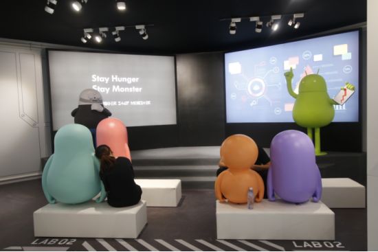 “黏黏怪物列车”主题美陈