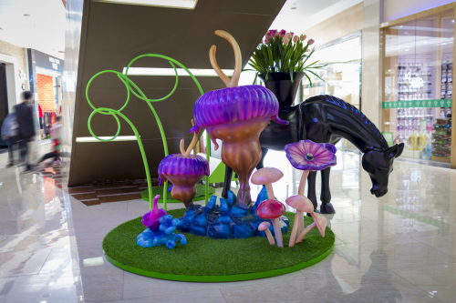 深圳商业美陈，助力马成时代广场再度腾飞！