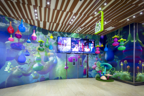 深圳商业美陈，助力马成时代广场再度腾飞！