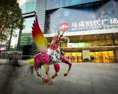 深圳商业美陈，助力马成时代广场再度腾飞！