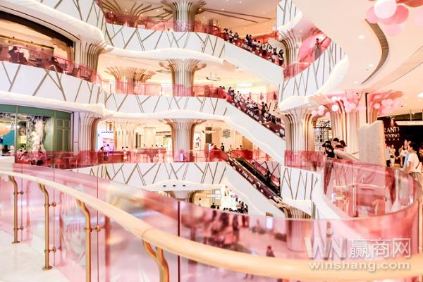 武汉首座PINK艺术乐园在光谷K11开幕 沉浸式美陈新升级 武汉首座PINK艺术乐园在光谷K11开幕 沉浸式美陈新升级