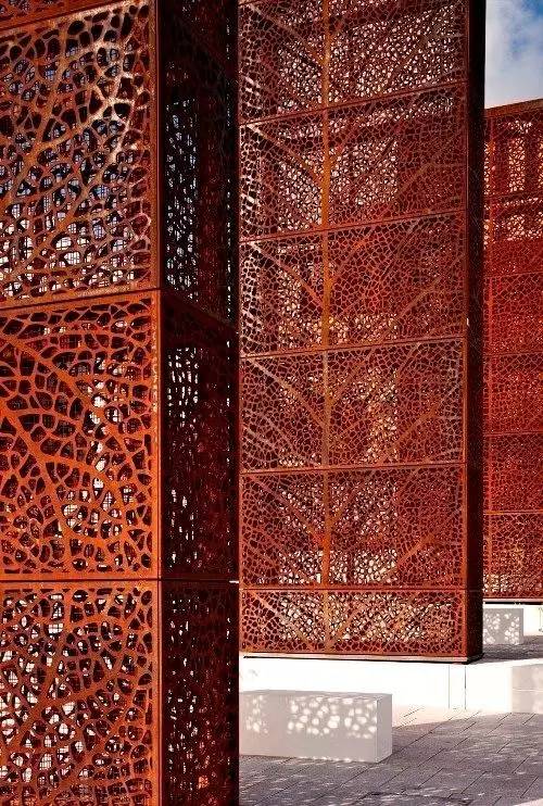 耐候钢在花园景观中的应用案例赏析 耐候钢在花园景观中的应用案例赏析