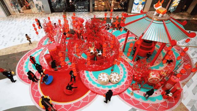 “颜值+体验+故事”,远洋乐堤港艺术美陈的吸客之道