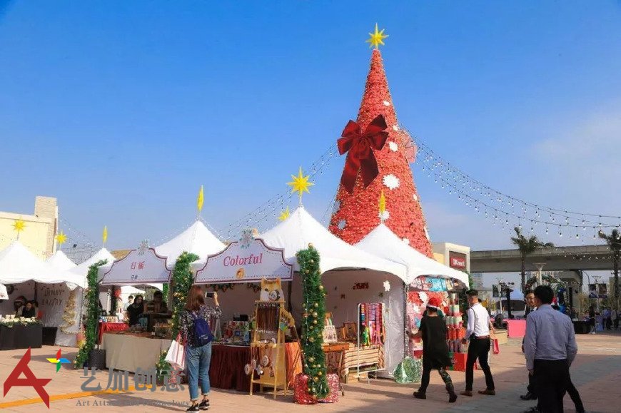 桃园华泰名品城美陈圣诞村